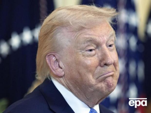 "Меланія - педантична людина": Трамп на мітингу в подробицях розповів про "ідеальні трусики" першої леді США (відео)