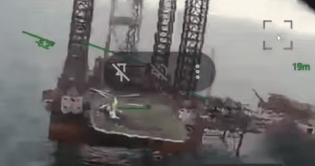 Якраз здійснював приземлення: Російський вертоліт ефектно знищили за допомогою БПЛА (відео)