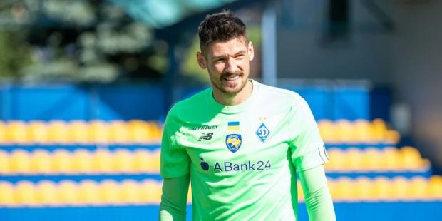 "Виставив себе клоуном на всю країну": Ексголкіпер Динамо розкритикував гравця УПЛ за "унікальне" інтерв'ю (відео)