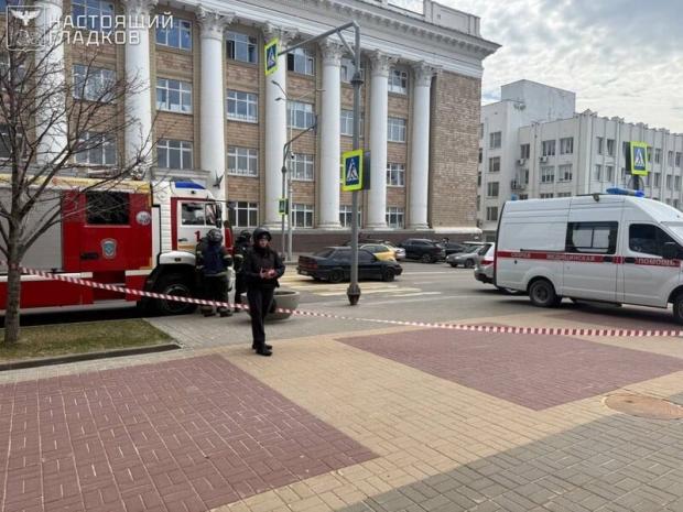 Таке тут сталось вперше: У російському Бєлгороді заявили про удар по будівлі уряду області (фото)