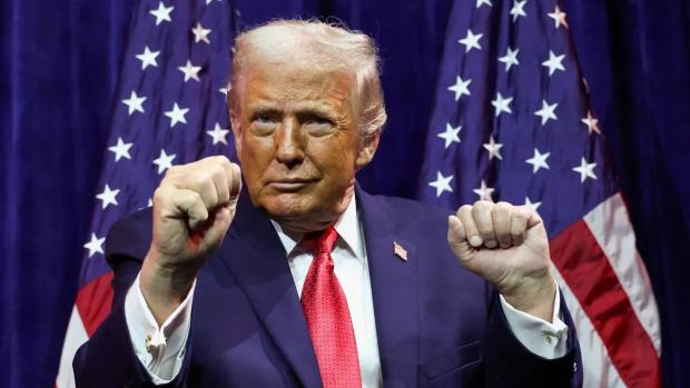 Не чекав такого? Після втрати літаків Трамп перейшов в "режим паніки", - ексрадник президента США