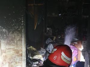 Кропивницький: рятувальники приборкали займання в квартирі