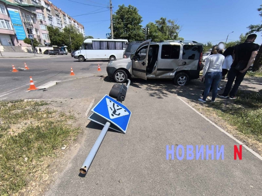 В Николаеве водитель «Лексуса» выкупил разбитый по его вине автомобиль прямо на месте ДТП