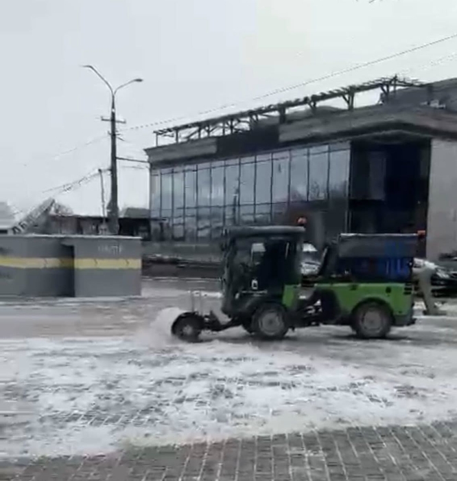 Похолодание в Николаеве: коммунальные службы перешли на усиленный режим работы