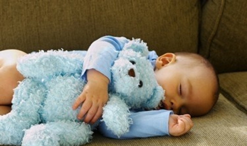 В Николаеве приняли решение о немедленном изъятии ребенка, которого избила мать