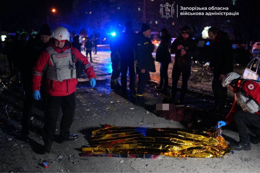 Российская атака на Запорожье: погибли два человека, среди раненых — дети (фото, видео)