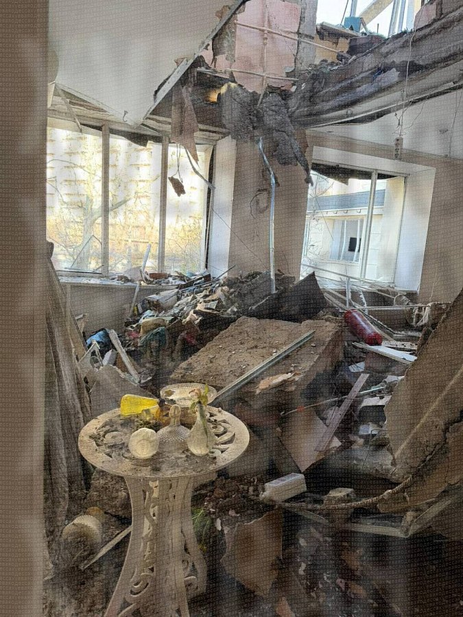 Массированный удар по Одессе: один погибший, много раненых, повреждён роддом (видео)