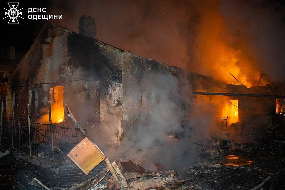 В Одессе увеличилось количество погибших после атаки дронов (фото, видео)