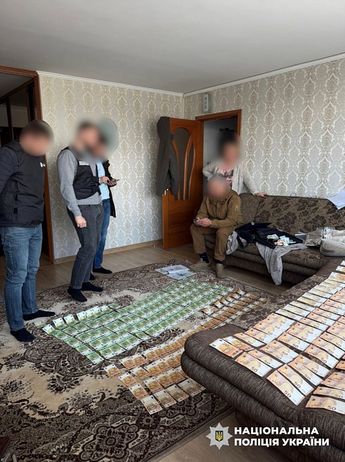 У руководства ТЦК провели десятки обысков: в полиции показали роскошную жизнь военкомов