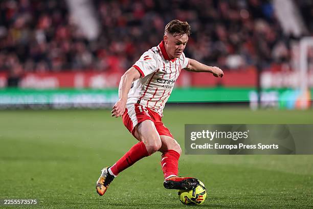 Юбилей лидера: Виктор Цыганков проводит 100-й матч в составе «Жироны»