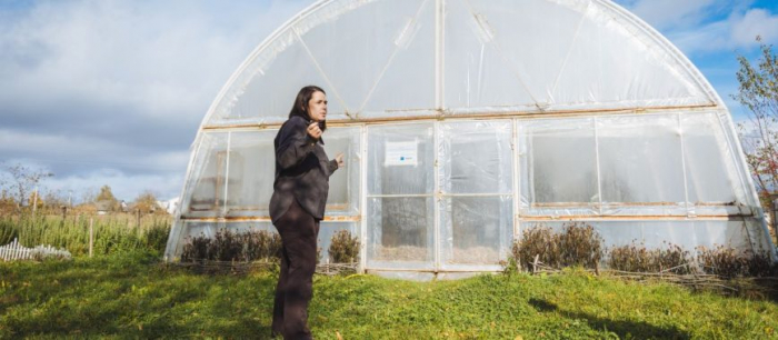 Сила землі та спільноти: три історії переселенців, які знайшли новий дім у Нижньому Селищі на Закарпатті