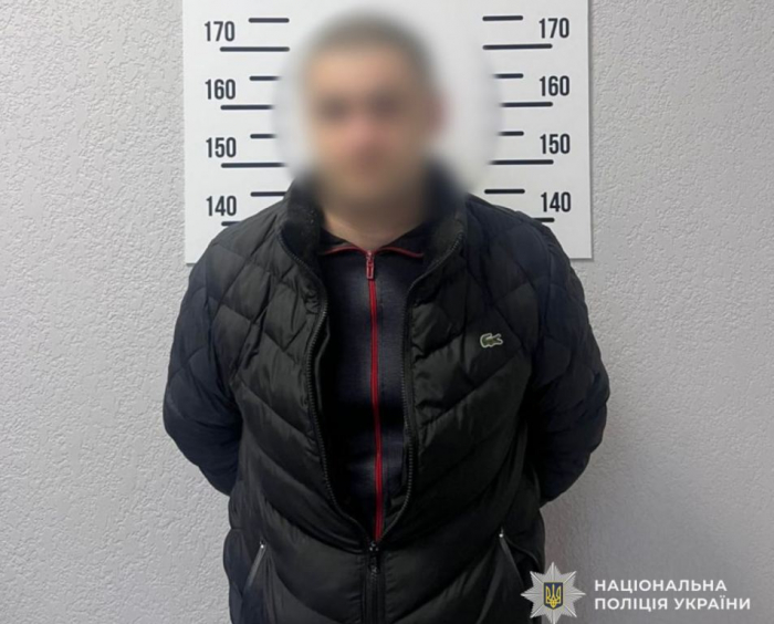 Поліція Мукачева затримала рецидивіста, який торгував метамфетаміном