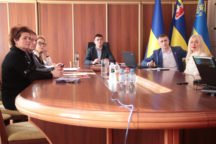 Підприємці та громади Закарпаття можуть скористатися фінансовими інструментами підтримки від провідних державних банків України