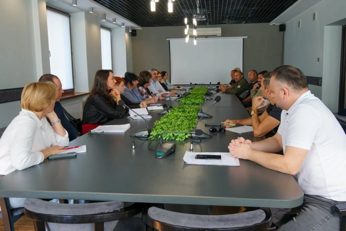 Освіта, медицина, соціальні послуги: в Ужгороді обговорили потреби ромської громади