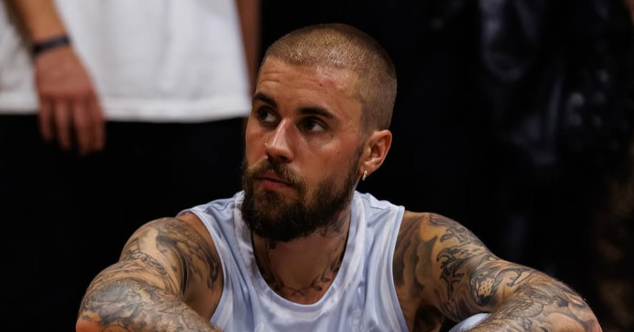 Безкоштовне світло, подорож в окупований Париж і фейкова висадка на Місяць: топ-10 зірок, які осоромилися своїми знаннями