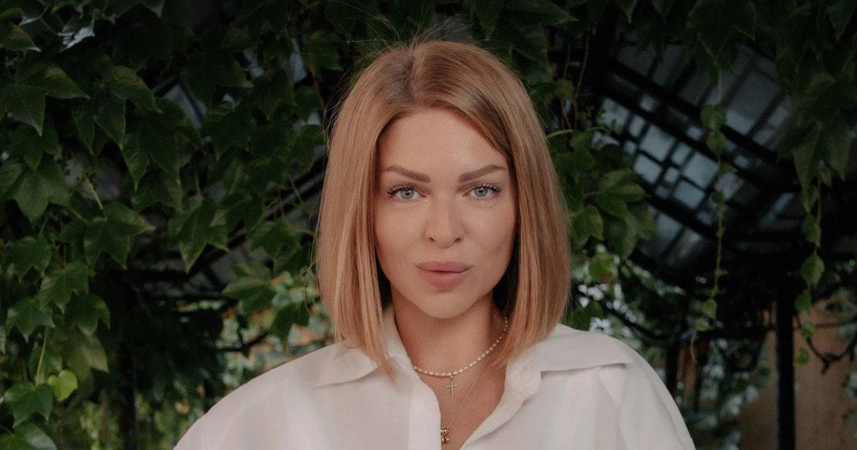 Яна Глущенко пожалілась, що з 8-річним сином захворіла у відпустці за кордоном: "Не все у нас добре"