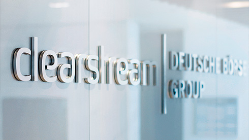 Нацбанк домовився про розширення доступу інвесторів до українських облігацій через Clearstream