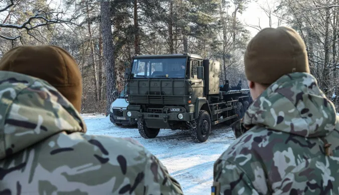 Нацгвардійцям передали багатофункціональну вантажівку DAF 6х6
