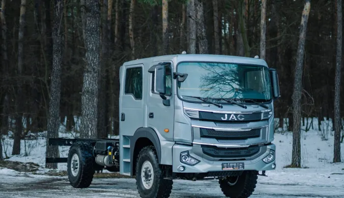 В Україні з'явився всюдихід JAC із дворядною кабіною