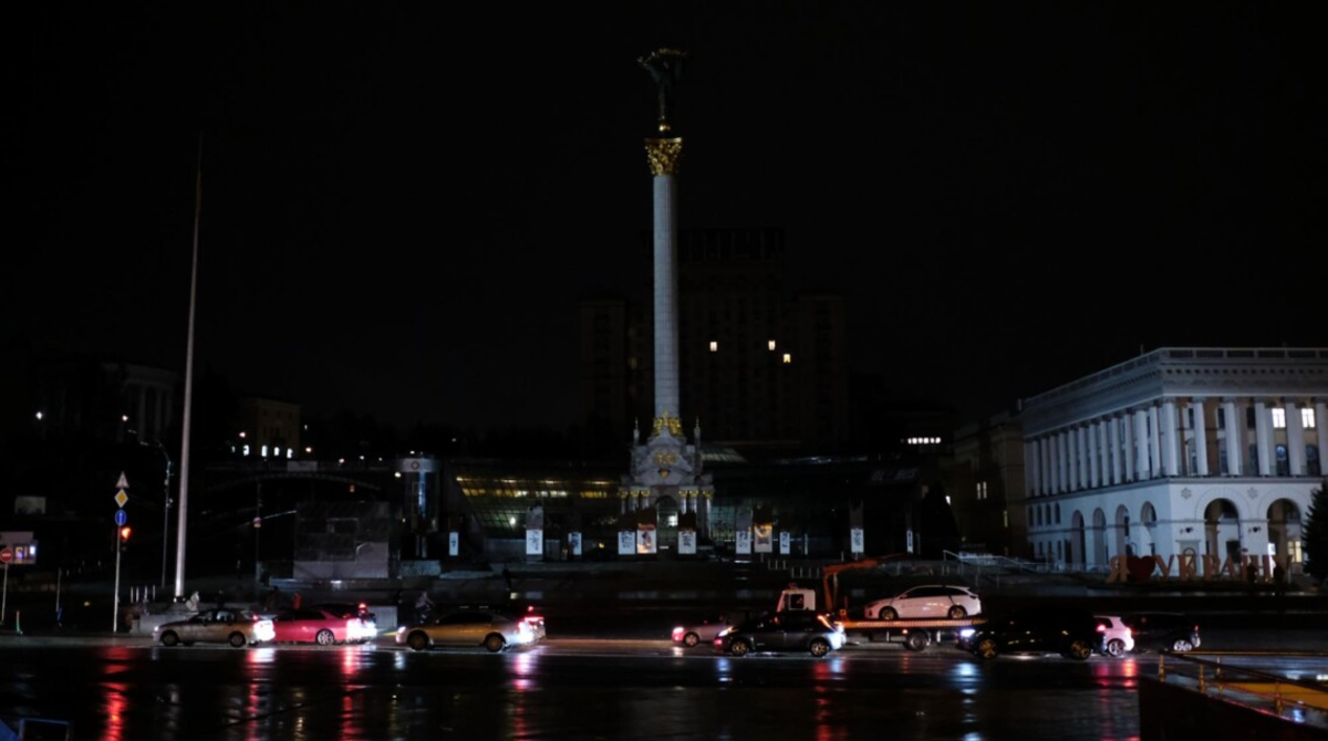В Киеве полностью возобновили электроснабжение, город возвращается к плановым отключениям