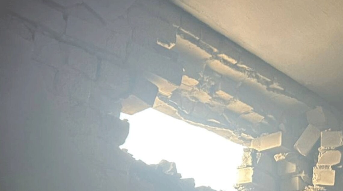 В Харькове дрон ударил по многоэтажке, есть пострадавшие