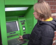 Новые выплаты в марте: кто получит деньги на коммуналку и не только