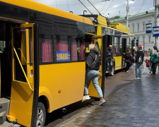 Проезд картой — 16 грн, наличными — 26: новые тарифы и штрафы 460 грн с августа