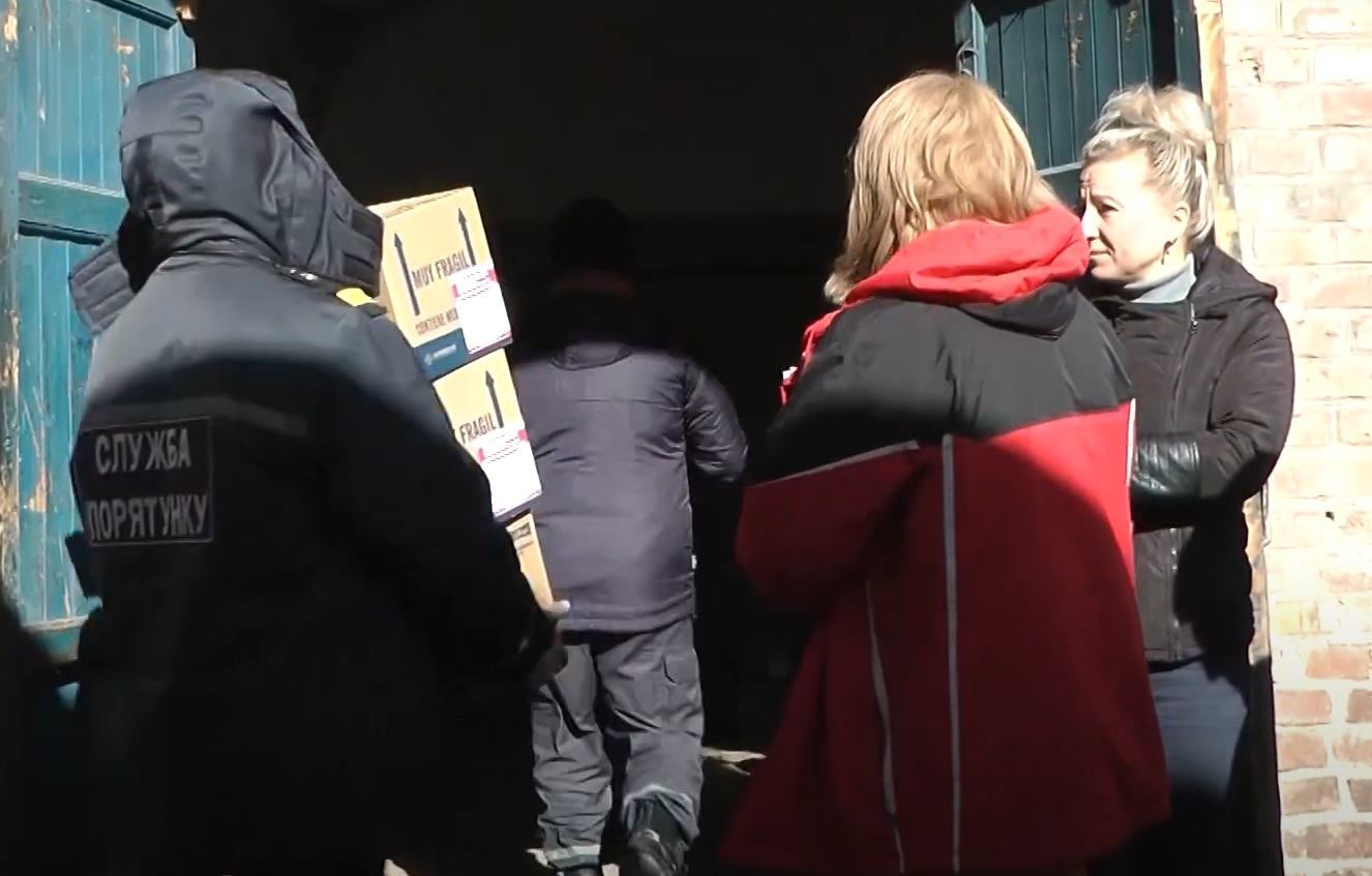 Бесплатные продукты для ВПЛ и пенсионеров в Днепре: украинцам оказывают важную помощь