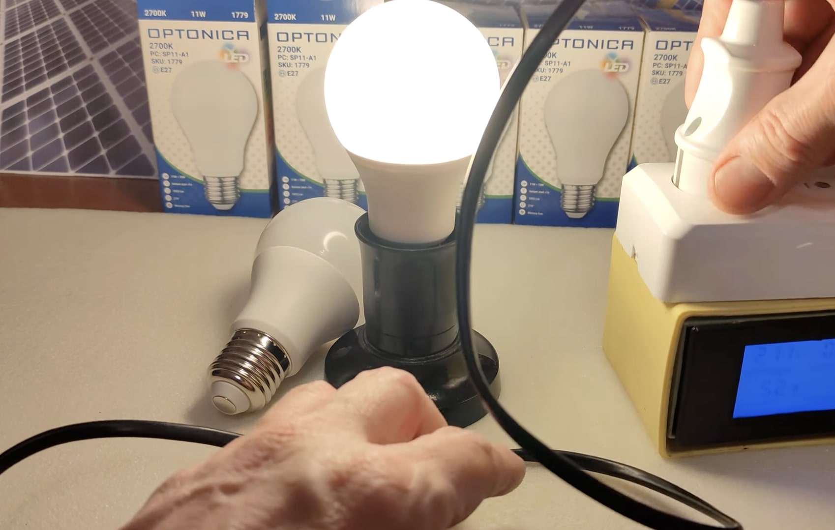 График отключения света в Харьковской области на 20 ноября: люди будут без электричества 9 часов подряд