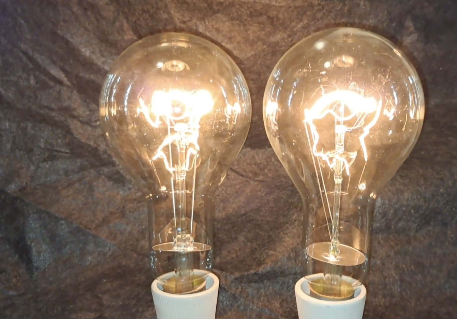 График отключения света в Днепропетровской области на 20 ноября: многочасовые ограничения ввели для жителей