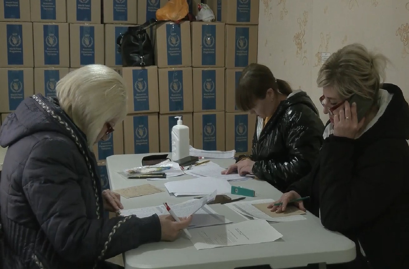 Бесплатные продукты для ВПЛ и пенсионеров в Кировоградской области: куда украинцам приходить за помощью