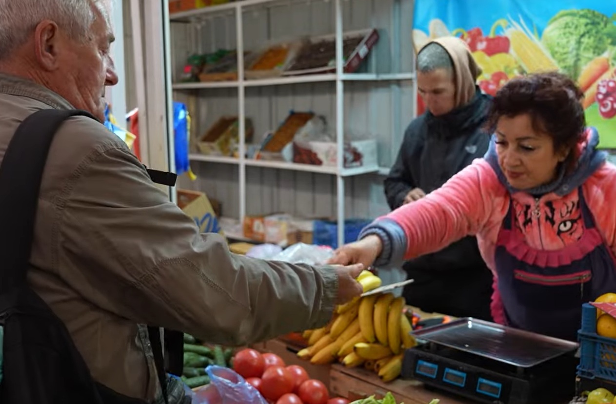 Дефіцит продуктів у Запоріжжі: важливого продукту може не вистачити, які проблеми виникли