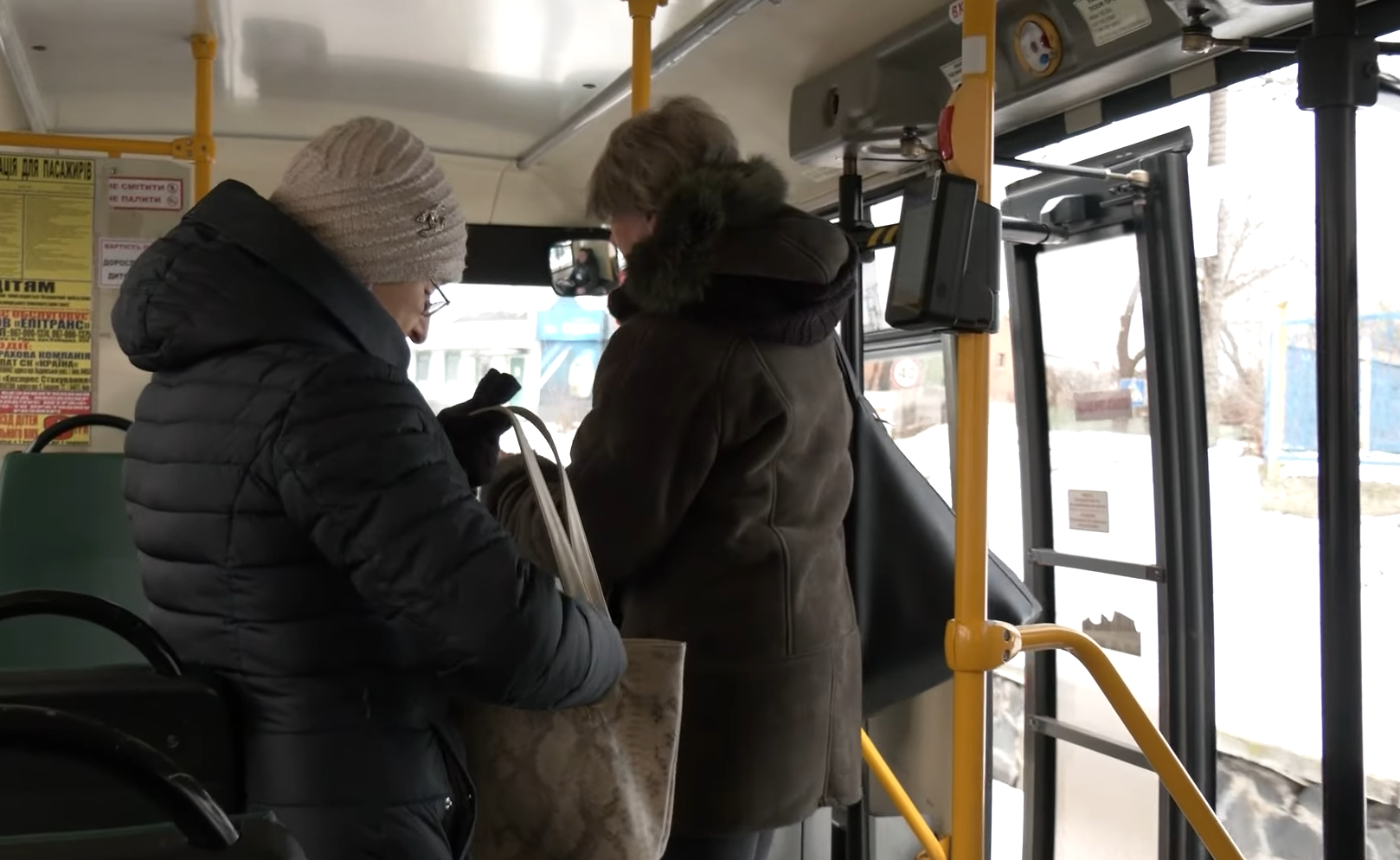 Новий графік руху транспорту в Тернополі: містянам повідомили, як тепер курсують автобуси