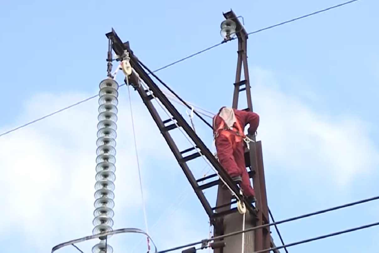 Графіки відключення світла у Полтавській області на 1 березня: неділя принесе багатогодинні вимкнення, де саме