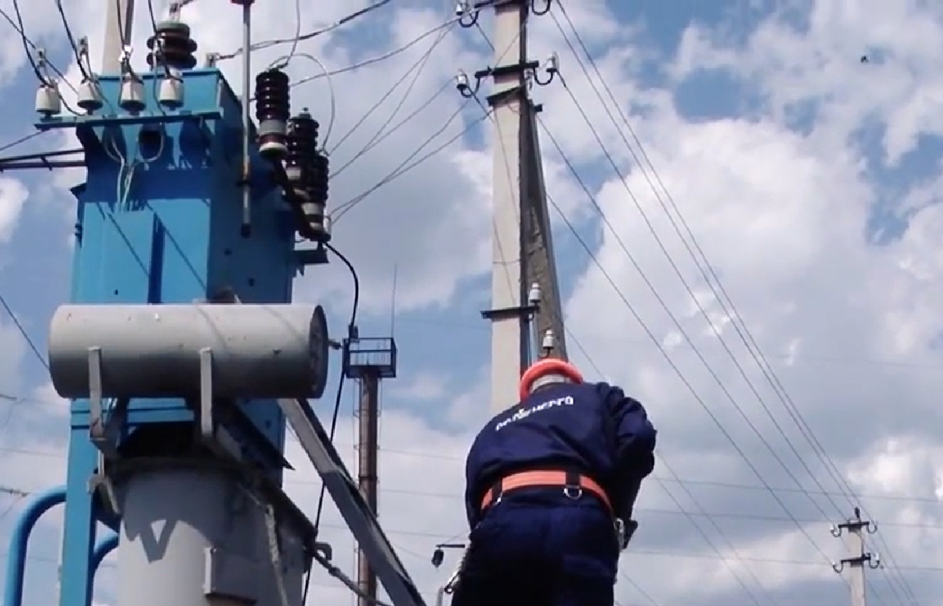 Графіки відключення світла у Рівненській області на 3 березня: де надовго знеструмлять будинки