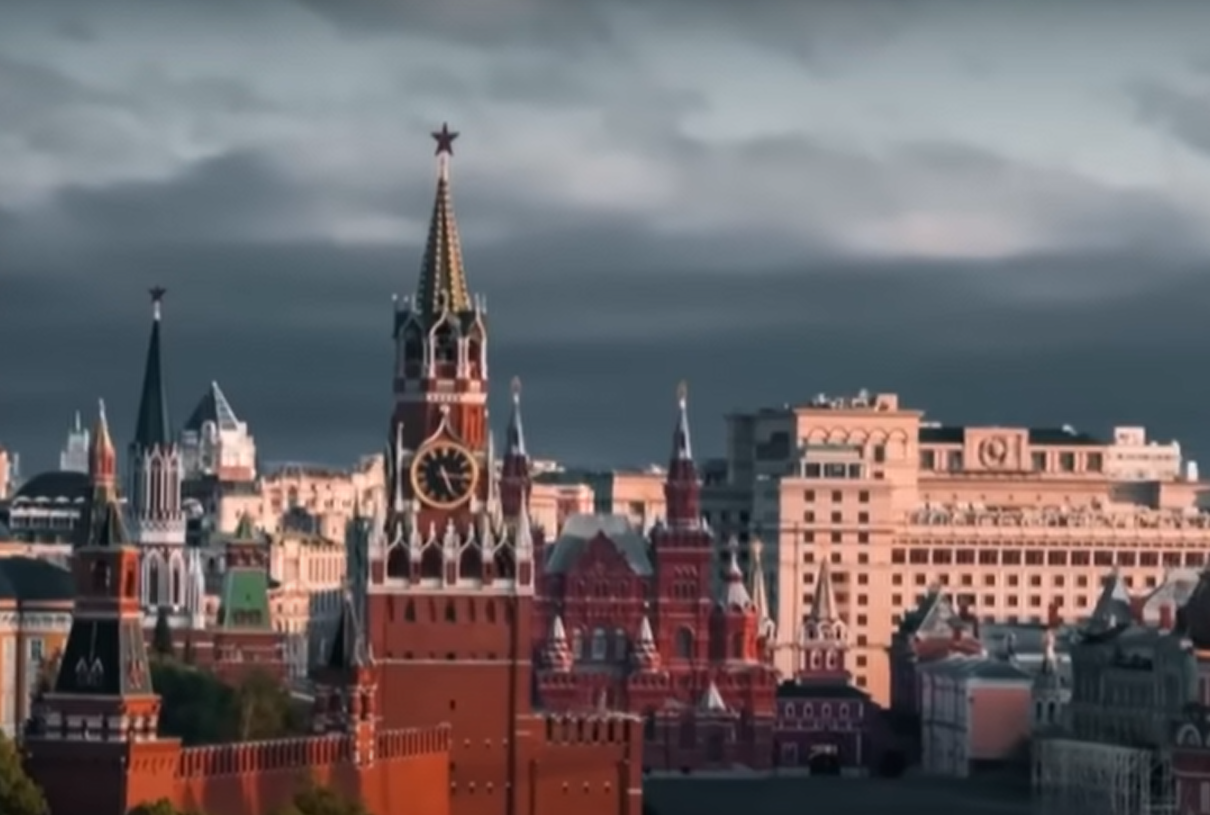 «Це буде пекельний тиждень»: експерт оцінив атаку на москву напередодні параду