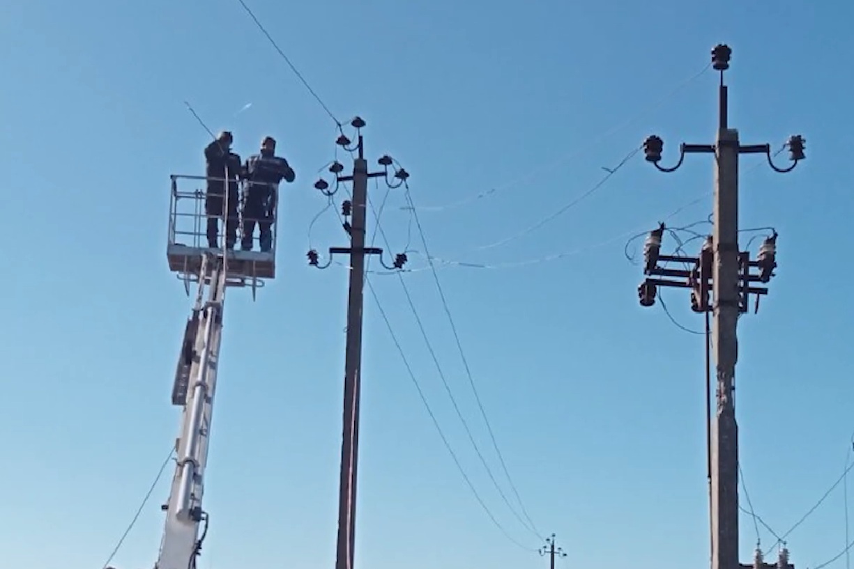 Світла не буде 10 годин поспіль: введено графіки відключення на 19 травня у Чернігівській області