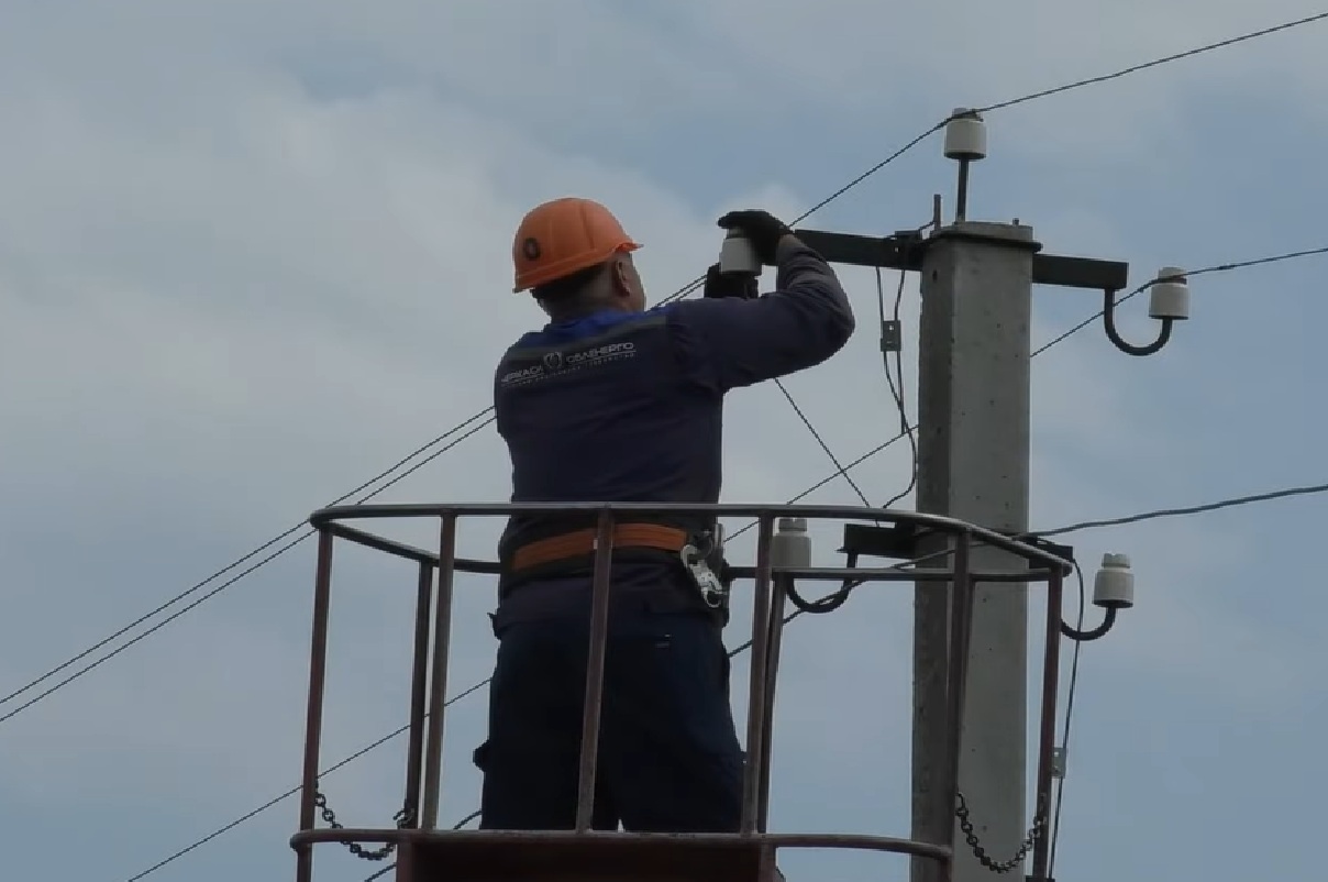 Українці залишаться без електрики на багато годин: оприлюднено графіки відключення світла у Полтавській області на 20 та 21 серпня