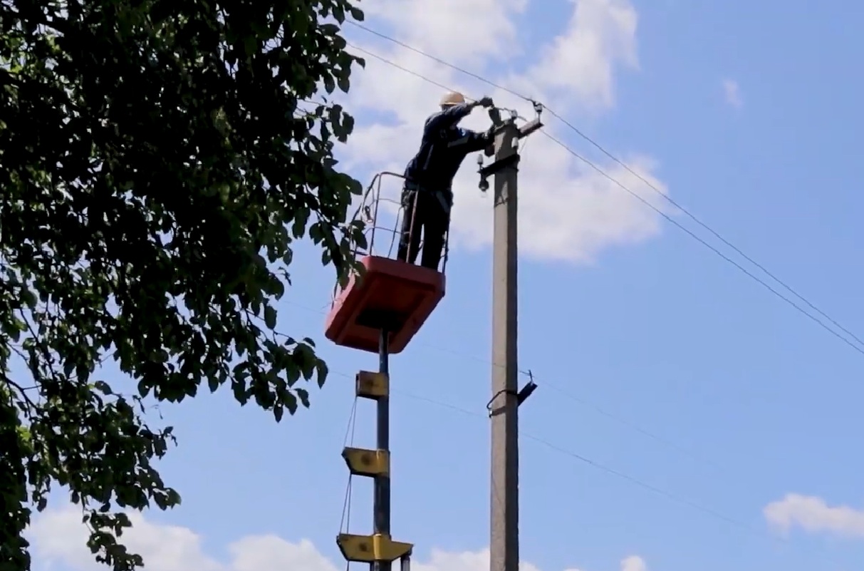 Графіки відключення світла у Миколаївській області на 20 та 21 серпня: на кого чекають довгі години без електроенергії