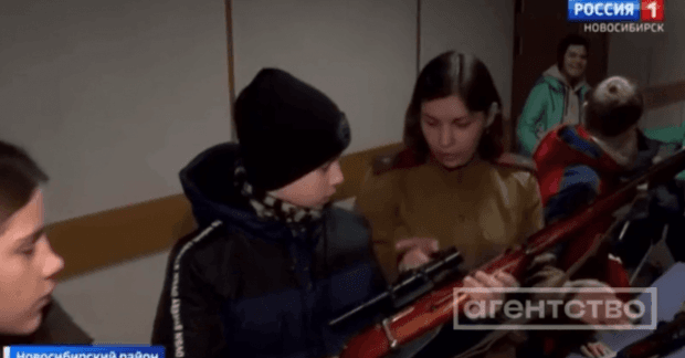 В РФ школьникам провели уроки, посвященные сталинской контрразведке СМЕРШ (видео)
