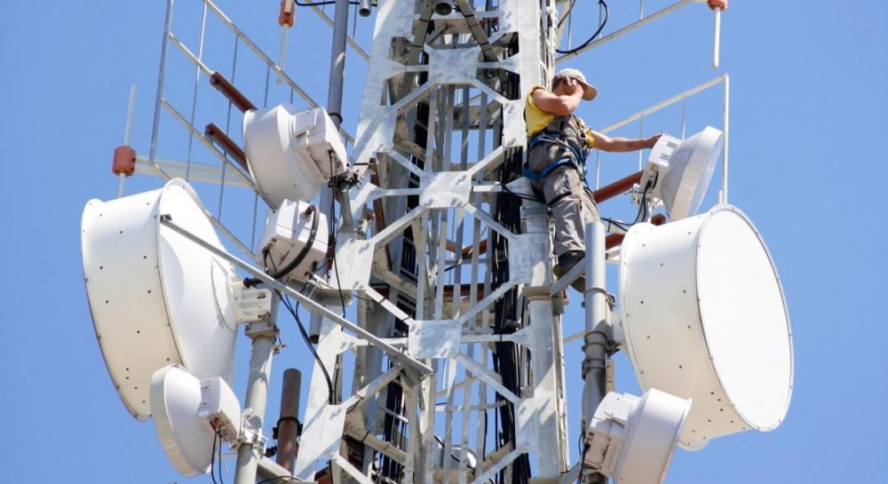 Украинцам поднимут плату за аренду генераторов для станций связи: сколько можно заработать