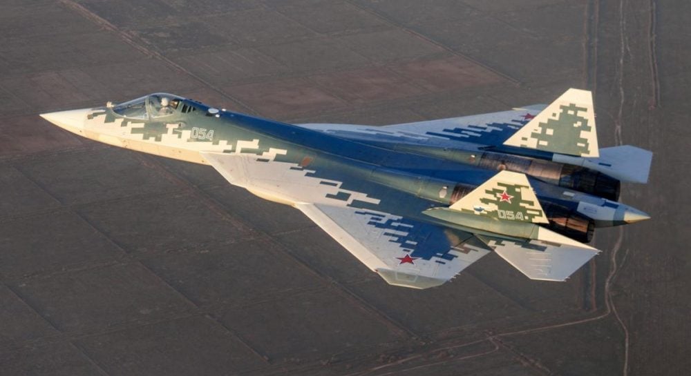 РФ заявила о первой экспортной поставке истребителя Су-57: СМИ назвали покупателя