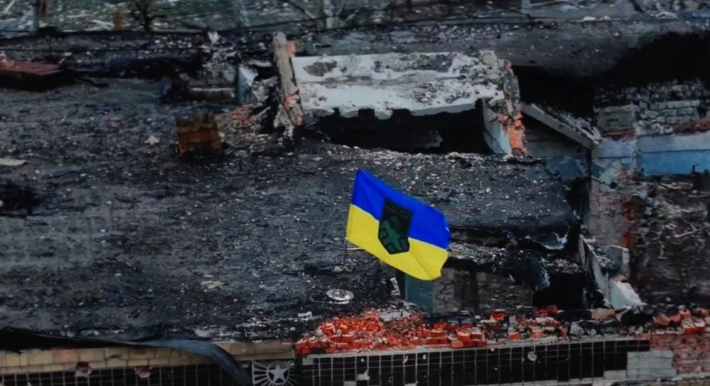 Украинские воины установили контроль над горсоветом Купянска (видео)