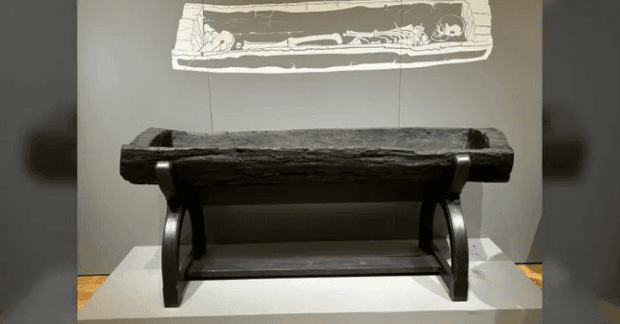 Ученые разгадали тайну гроба "принцессы", упавшего с обрыва более 100 лет назад