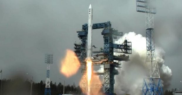 Россия запустила ракету-носитель "Ангара-1.2", которую создавала около 20 лет (видео)
