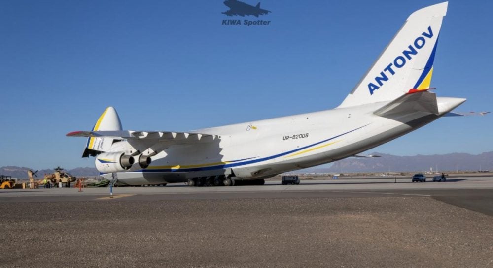Украинский самолет Ан-124 "Руслан" доставит Индии новые вертолеты Apache (фото)