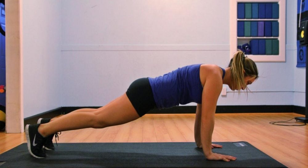 Как долго нужно держать планку для достижения лучшего результата: эксперты дали ответ