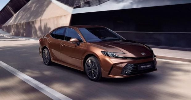 Образцовая долговечность: опытный механик порекомендовал очень надежный японский седан