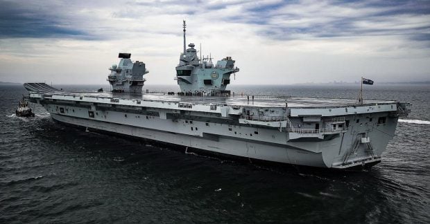 Позор флота: флагманский авианосец Великобритании почти не выходит в море