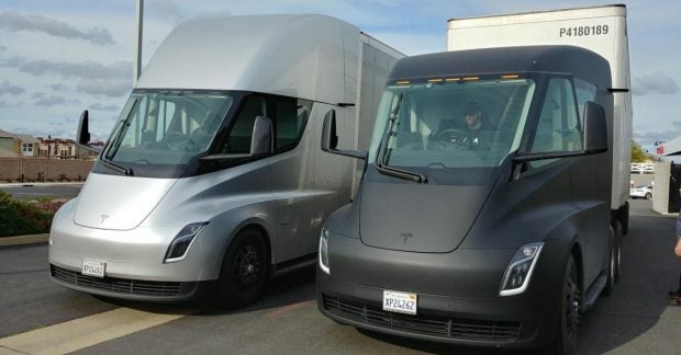 Ведущий протестировал Tesla Semi с ресурсом 1,6 миллиона километров: его вердикт удивил